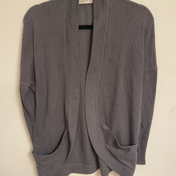 Abercrombie & Fitch Size Small Cardigan - Picture 1 of 4